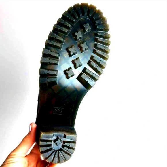 DR. MARTEN Hurston Heeled Chelsea Boots Docs Dark Cherry Red - Picture 4 of 6